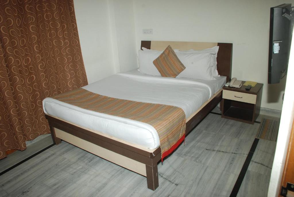 Corporate Blue Hotel New Delhi